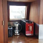 Ботель Le Bateau Ivre Бордо