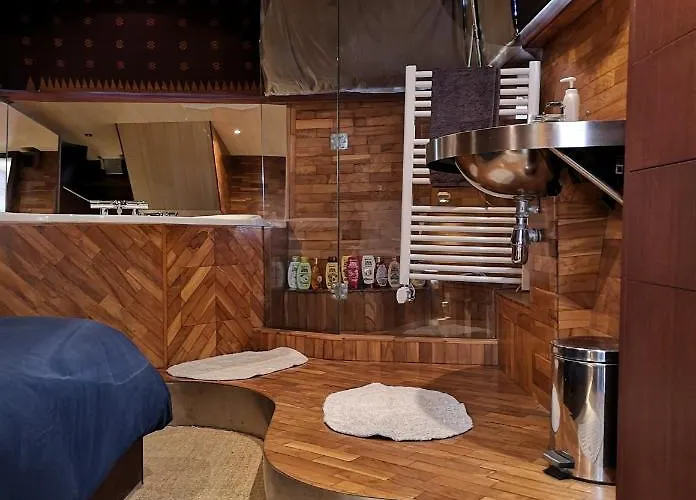 Botel Le Bateau Ivre Bordeaux